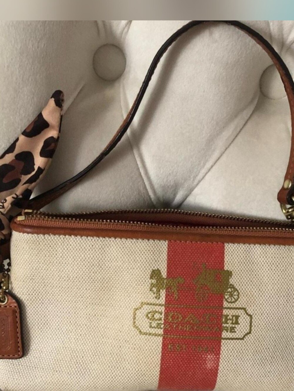 NIB Coach Cream and Red Linen and Leather Wristlet with Heritage Stripe Full Inc - Picture 3 of 15